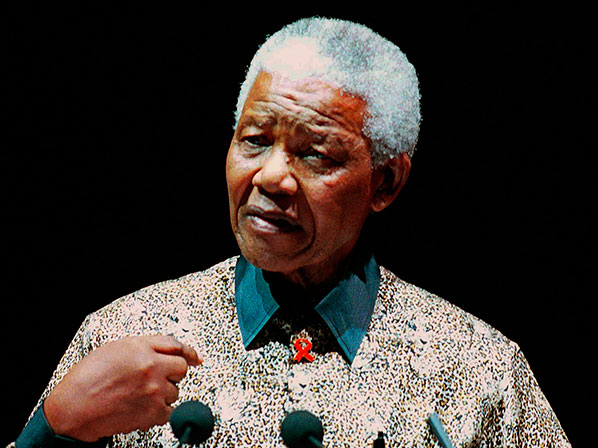 Famosos con el sistema pulmonar averiado - Nelson Mandela y su eterno problema
