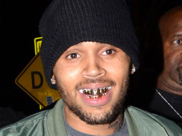 Sonrisas que valen oro - Chris Brown
