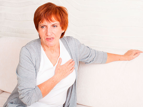 Primeras señales de un ataque al corazón - Signos diferentes en mujeres