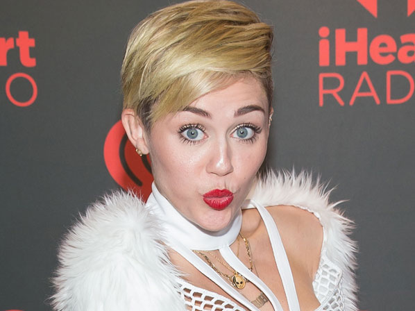 Cáncer de piel, el enemigo íntimo - Miley Cyrus