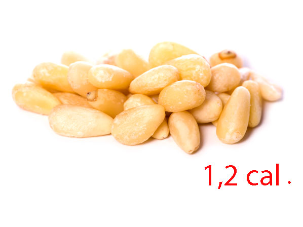 Nueces: las superpoderosas de la dieta - Piñón o nuez de pino: 1,2 calorías