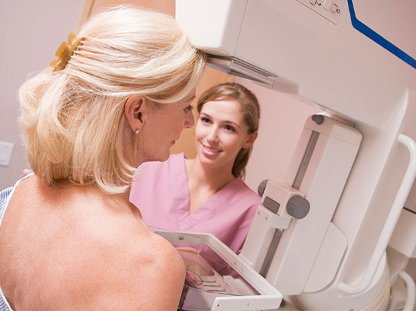 Unidas contra el cáncer de seno - Mamografías