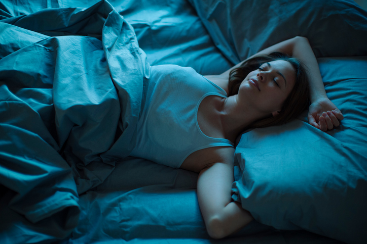 Cómo aliviar los cólicos o dolores menstruales - Dormir bien