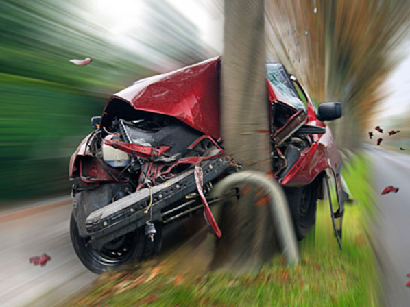 Accidentes al volante - Velocidad mortal