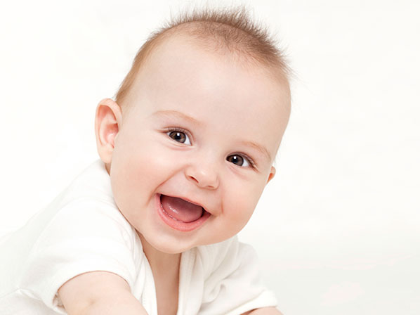 Bebés famosos se suman a los seguros médicos - Niños contentos