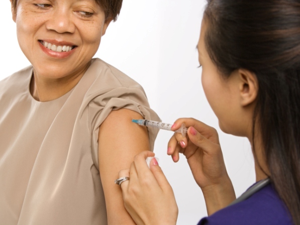 ¿Qué vacunas necesitan los adultos? - Sarampión, paperas y rubéola (MMR) 