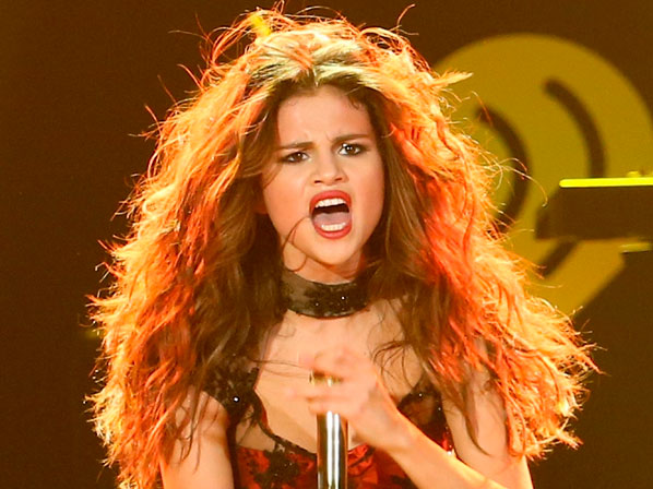 ¿Por qué se deterioran las jóvenes estrellas? - Selena Gomez