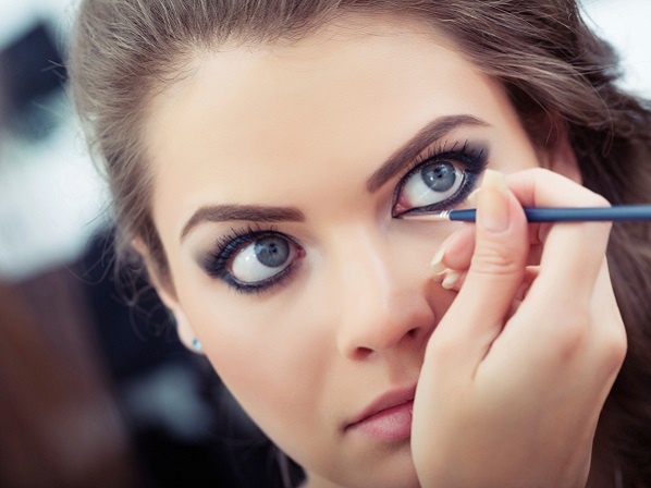 Peligro: tu maquillaje puede infectarte - Los productos hipoalergénicos