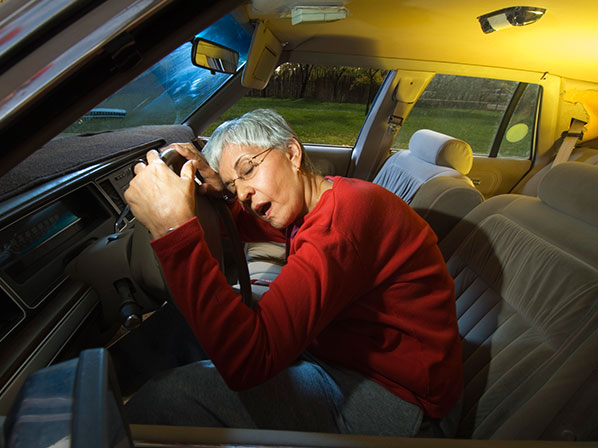 Las 11 peores cosas que puedes hacer en un auto - 11. Manejar dormido