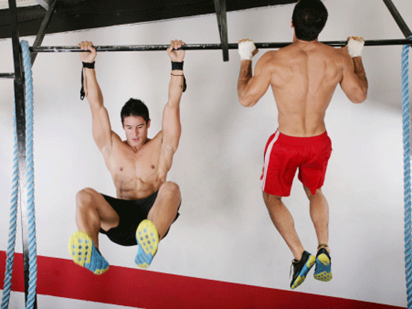 12 súper ejercicios de CrossFit - 3. Pull ups en barra o "kipping" 