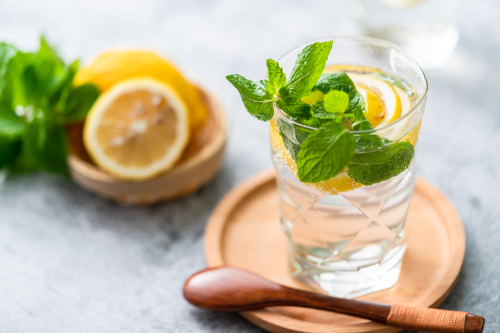 Qué remedios caseros sirven para eliminar la caspa  - Bicarbonato y limón