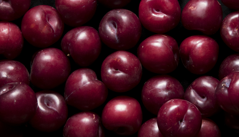 Frutas que debes comer si tienes colesterol alto - 5. Ciruela