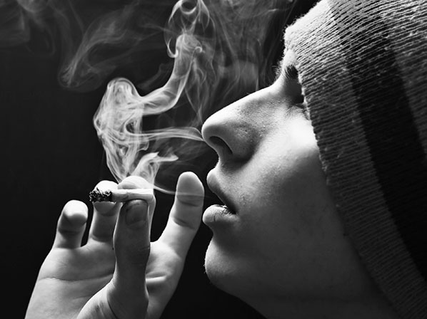 El tabaco arruinó sus vidas - Los que no tienen la culpa