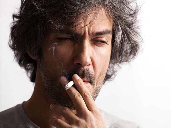 El tabaco arruinó sus vidas - Nicotina, enemigo puro