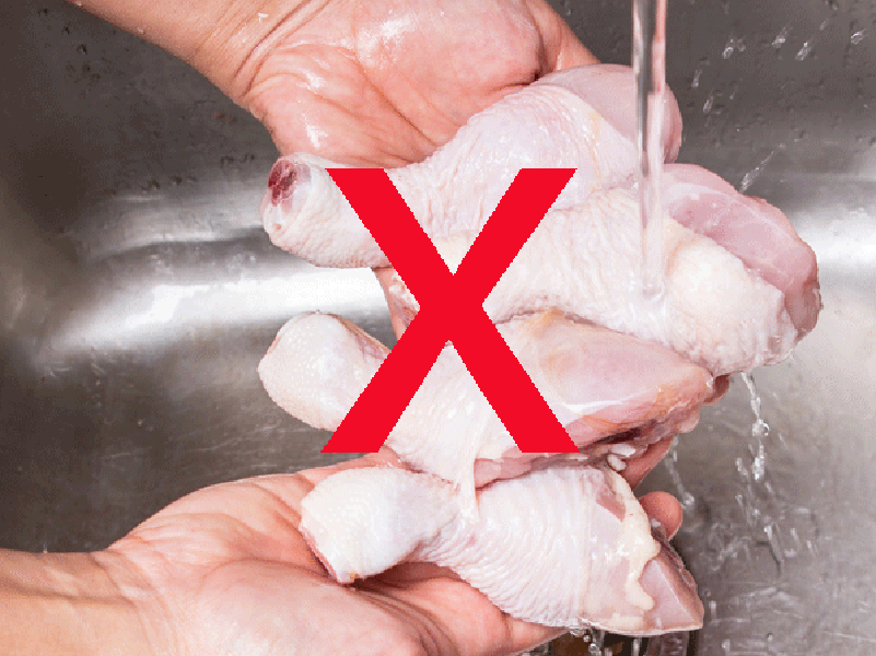 Cómo preparar pollo “libre de bacterias” - 2. No lavarlo