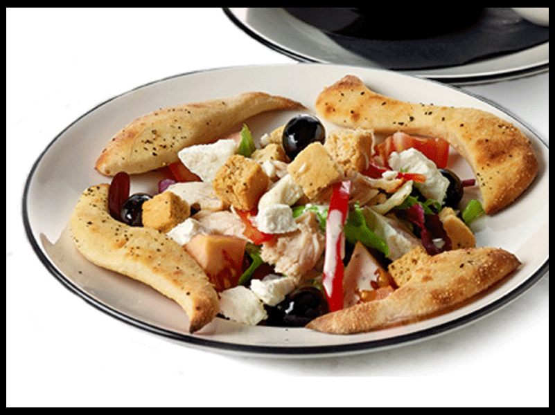 Algunas comidas “sanas” pueden ser peligrosas - 2. Ensaladas…saladas: Caesar Grand Chicken