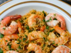 Arroz con camarones al curry