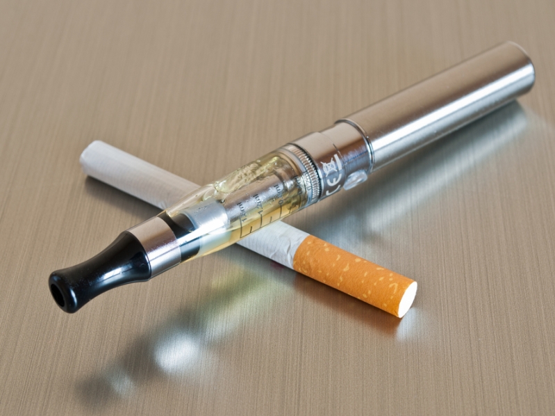 Los e-cigarettes son adictivos y peligrosos - Más oposiciones 