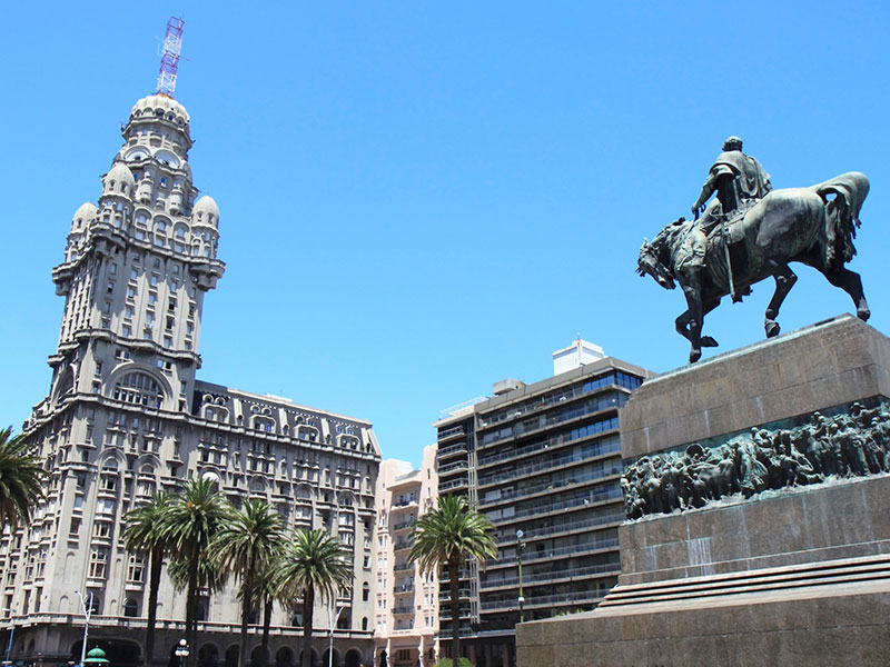 País latino lidera ranking de bienestar - 6. Uruguay