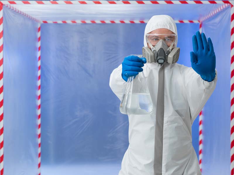 Así es el traje de bioseguridad anti ébola - Equipo de Protección Individual 