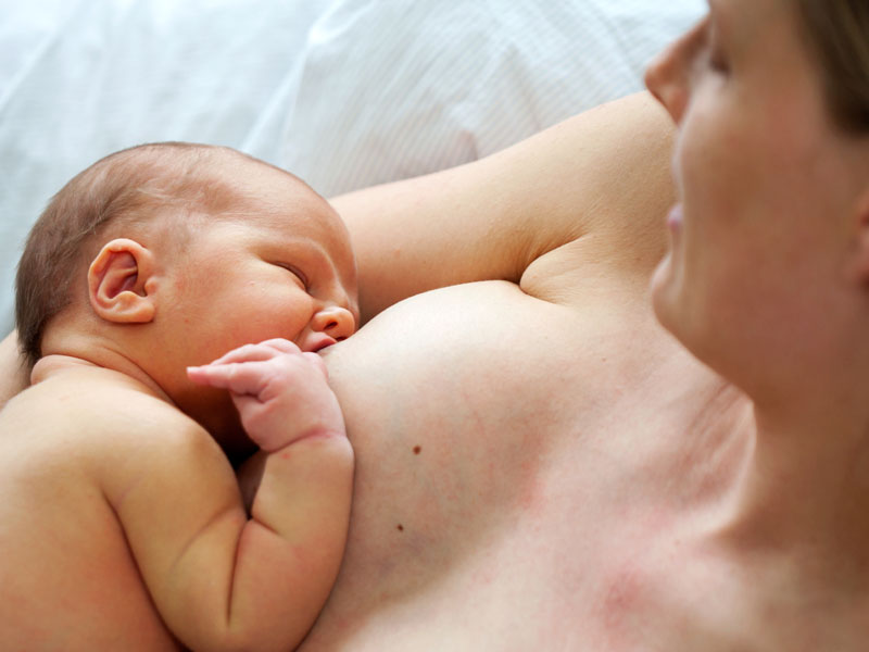 Just Say No To These 10 Delivery Room Practices - 10. Waiting to Breastfeed