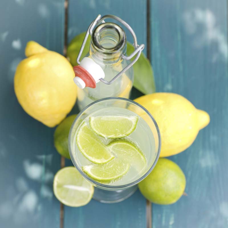 ¿Es verdad que el agua tibia con limón adelgaza? - Mito 4: Aumenta las defensas