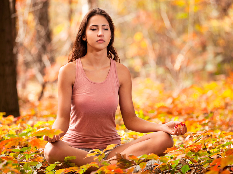 10 hábitos ancestrales que salvarán tu salud - ¡A meditar!