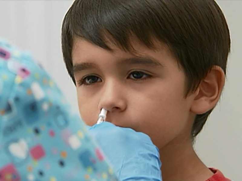 Jeanette Kaplun se aplicó la vacuna nasal contra la gripe - ¿Cuándo debemos vacunarnos?