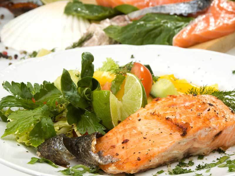 10 recetas con aguacate para bajar de peso - Pescado: no puede faltar en tu dieta