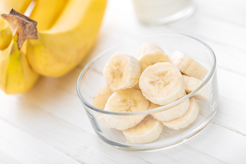 9 alimentos que ayudan a prevenir los calambres - 2. Plátano