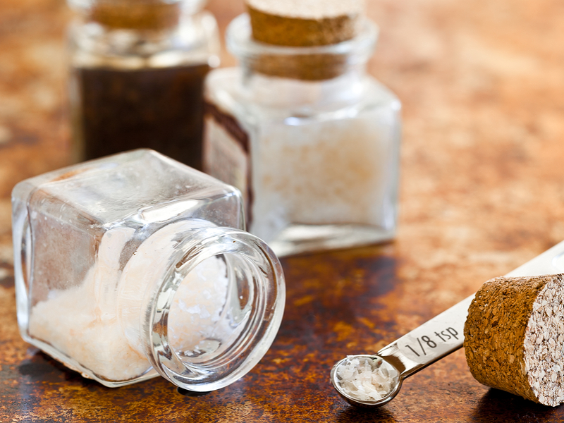 Cómo bajar el consumo de azúcar y sal - ¿Cuanta sal se recomienda?