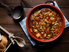 Porotos guisados con arroz