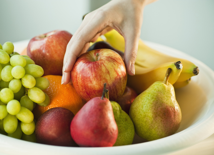 Qué comer y qué evitar para prevenir la hipertensión - Frutas