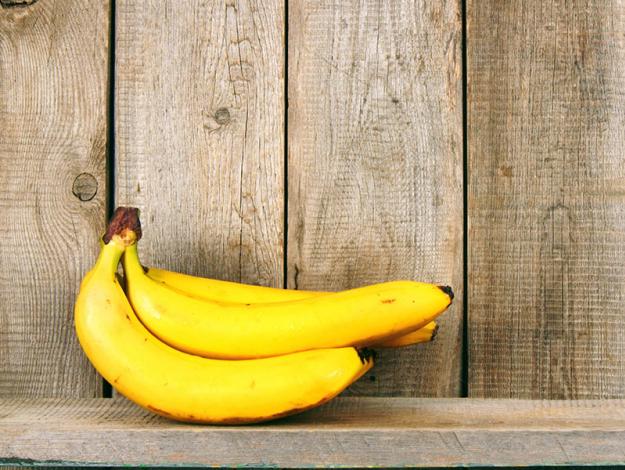 10 alimentos que ayudan a prevenir los calambres - 2. Plátano