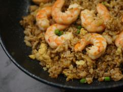 Arroz con camarones secos