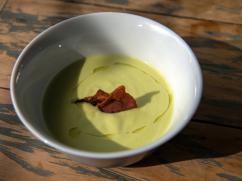 Crema fría de aguacate