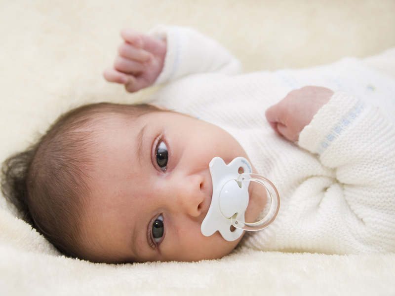 Cómo calmar el llanto de un bebé - Chupetes, sí o no