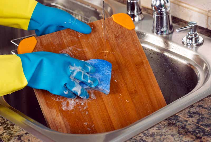 La mejor forma de lavar los platos - Tablas de cortar
