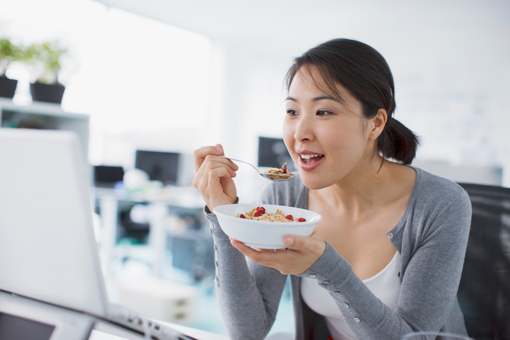 Textura y contraste de sabores en un  solo plato: la dieta del bowl  - Para las personas que trabajan