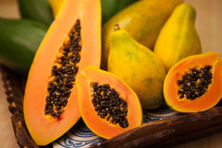 Qué alimentos ayudan a obtener vitamina E - Papaya