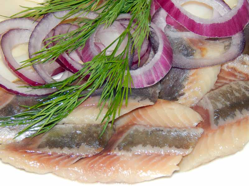 Las 7 mejores recetas para la cuaresma - 3. Encebollado de pescado: 178 calorías