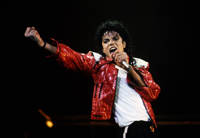 5 famosos que transformaron sus traumas infantiles en creatividad - 3. Michael Jackson