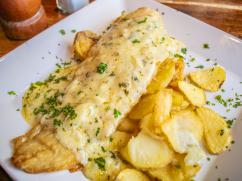 Pescado a la plancha con chile y limón